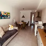 Rising Sun- Bright 1br With Pool & Terrace, Steps From *